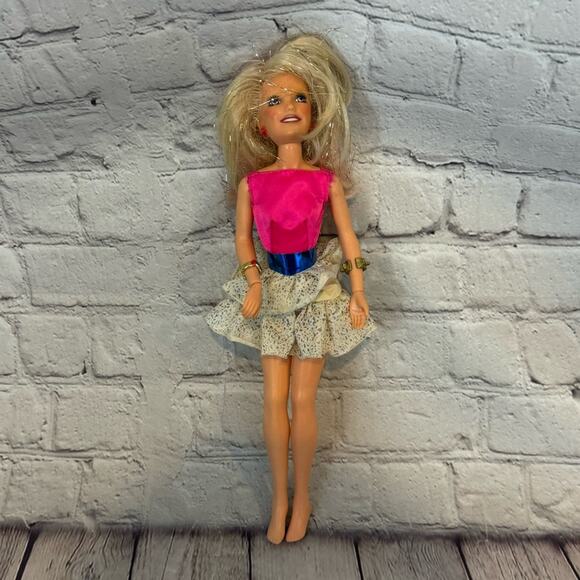 Jem & The Holograms Glitter and Gold Vintage Jerrica Doll - Picture 1 of 6